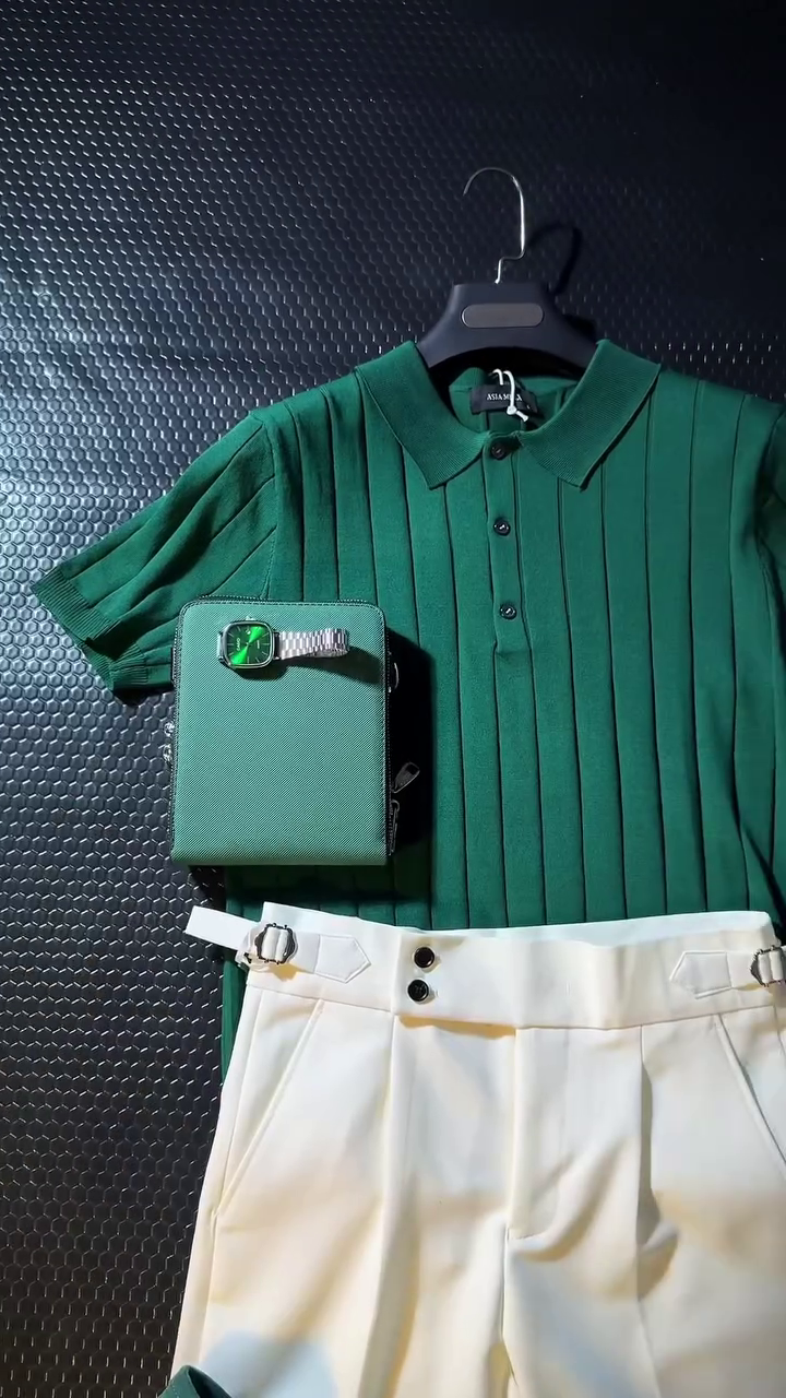 Elegant Green & White Outfit Combo