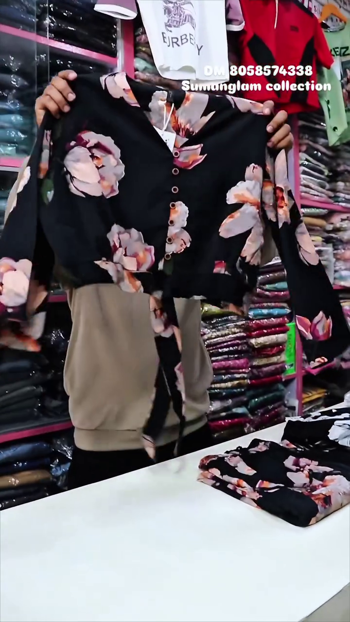 Floral Button-Front Crop Top