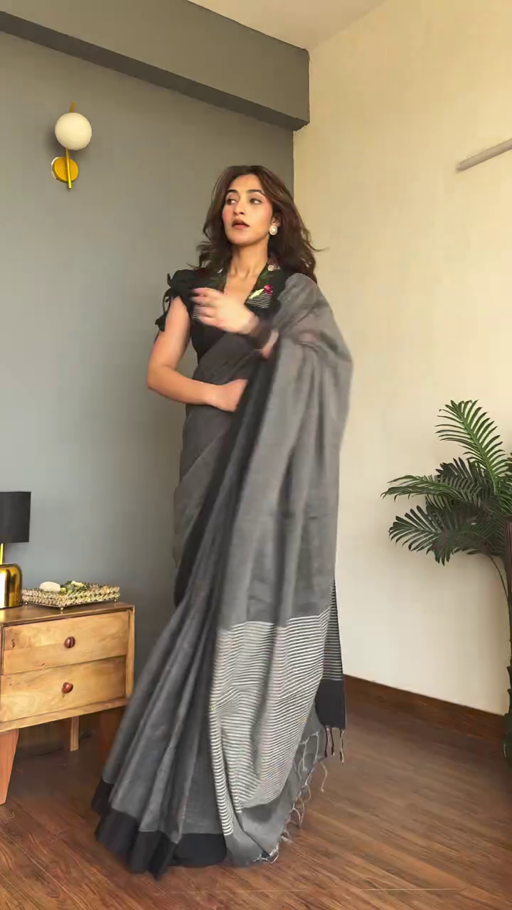 Elegant Grey Cotton Saree